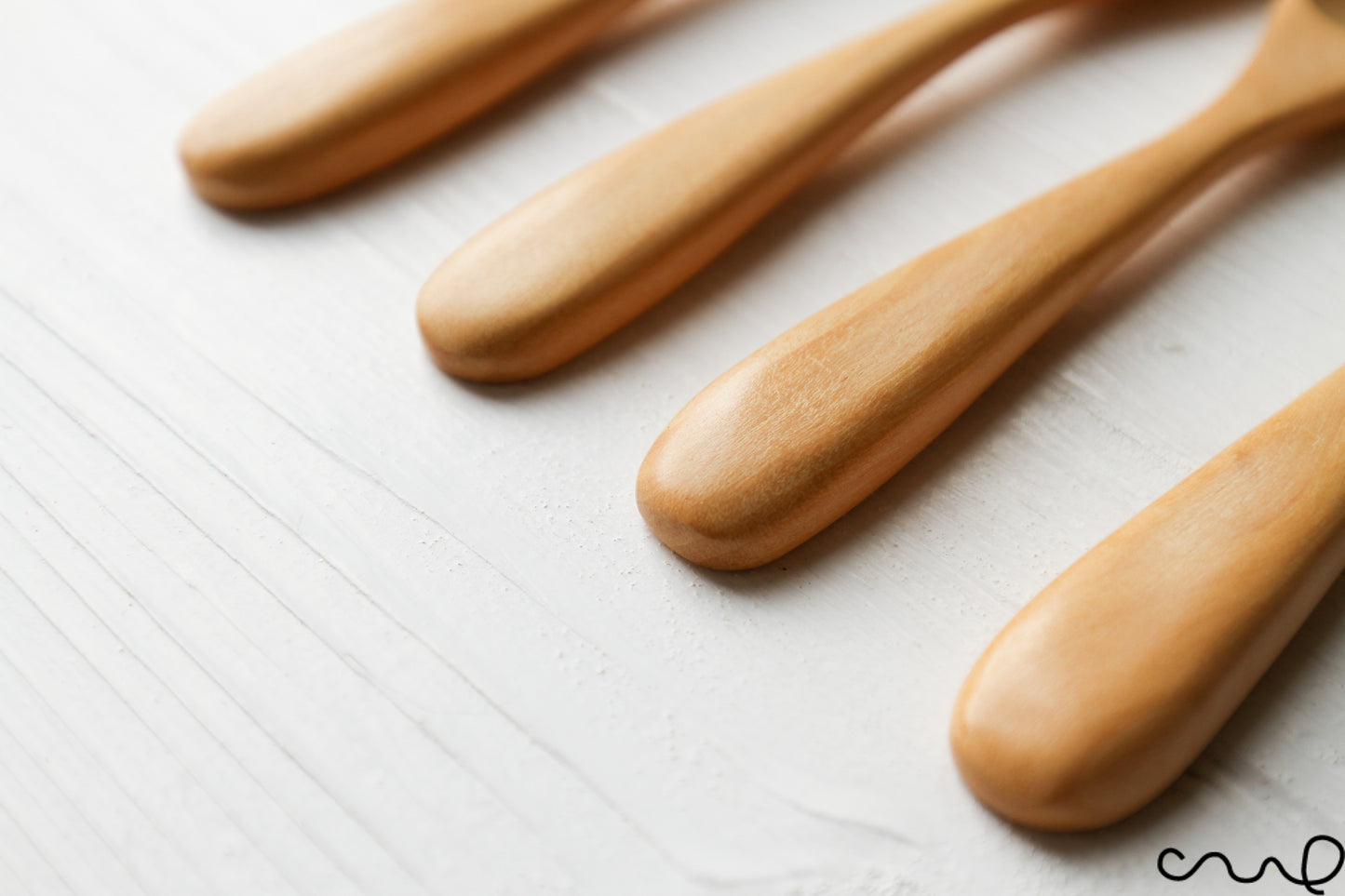 Set of 4 Hand Carved Wooden Tea Spoons: Tulip Head Design