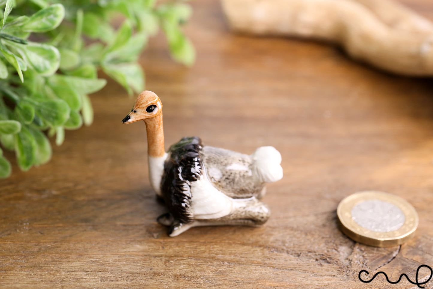 Ceramic Hand-painted Ostrich Family Birds Ornament Figurine In Gloss Pottery Collectable Gift