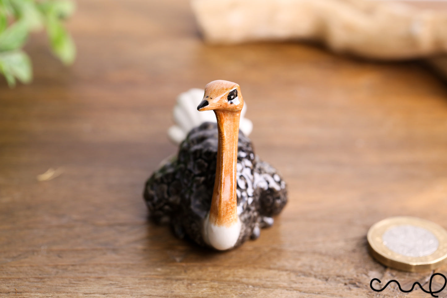 Ceramic Hand-painted Ostrich Family Birds Ornament Figurine In Gloss Pottery Collectable Gift