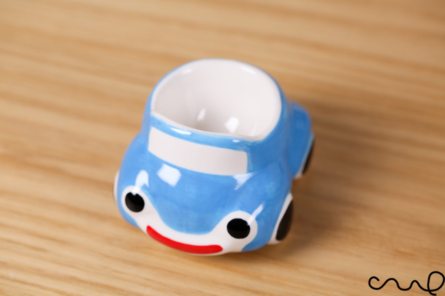 NEW Hand-painted Cute Retro Style Ceramic Egg Cup Holder Blue Car Gift Cars Cups
