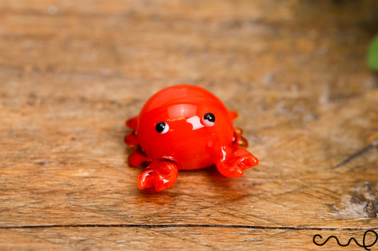Handmade Mini Orange Glass Crab Figure Handmade Animal Figurine Tiny Shelf Decor