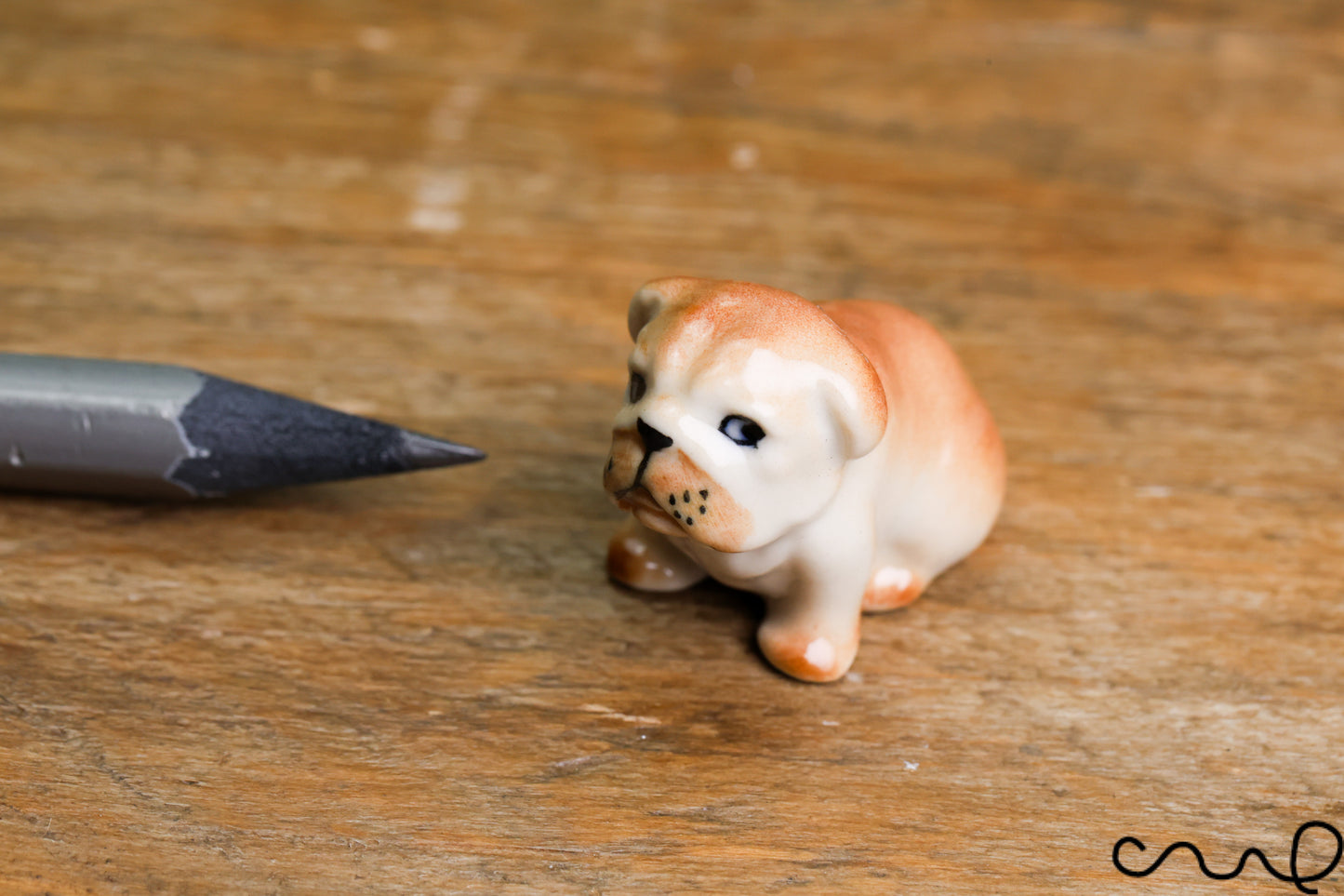 Hand-Painted Ceramic Bulldog Figurine: Miniature Dog Ornament