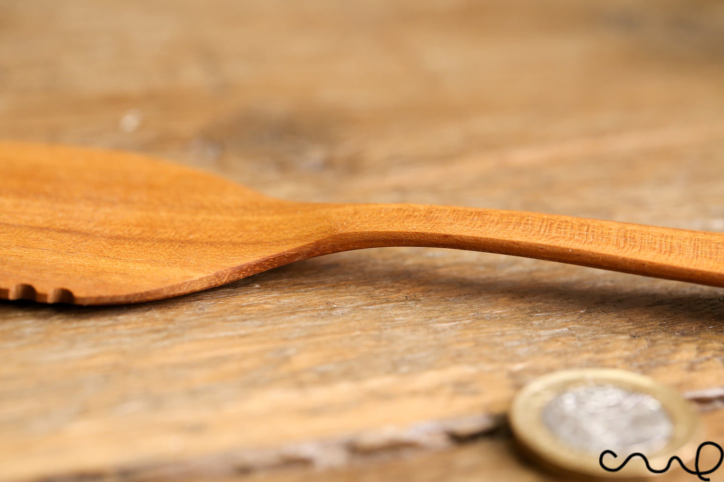 Handmade Teak Cake Server: Rustic Wooden Pie Cutter, Eco Kitchen Tool