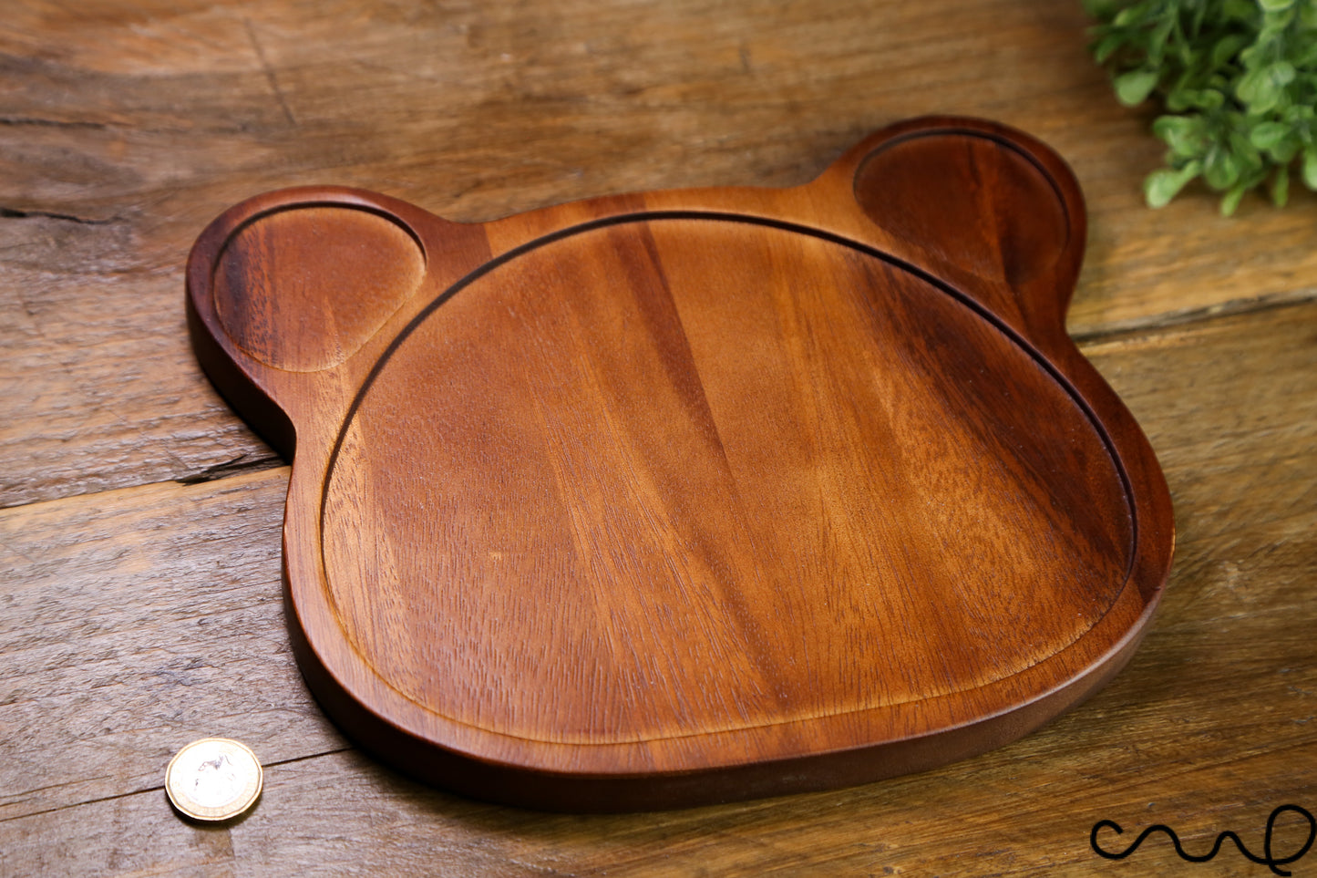 Handmade Acacia Wood Bear Plate: Kid's Food Server