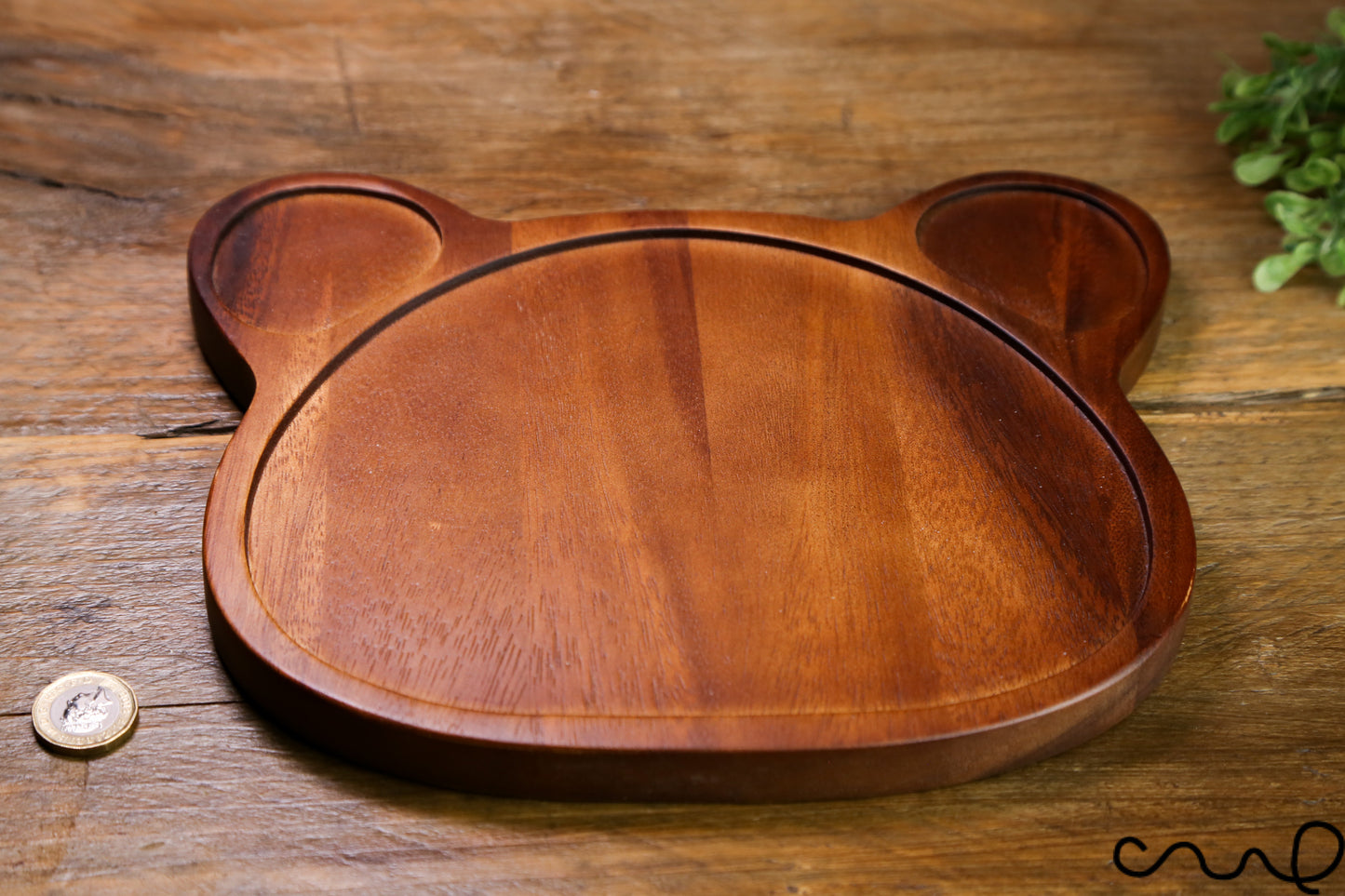 Handmade Acacia Wood Bear Plate: Kid's Food Server