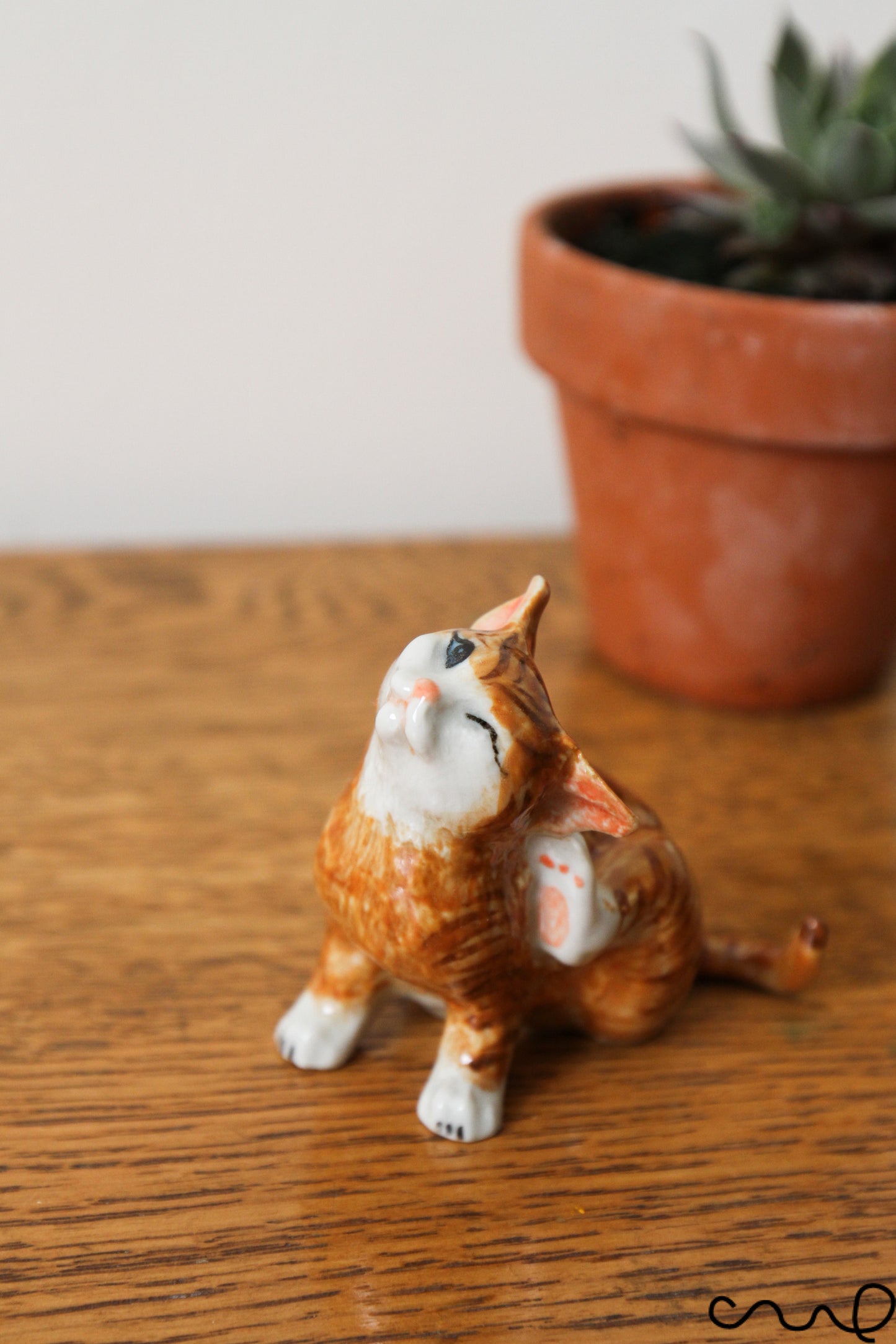 Cute Ceramic Ginger Cat Kitten Figurines Animals Miniature Collectable Ornament