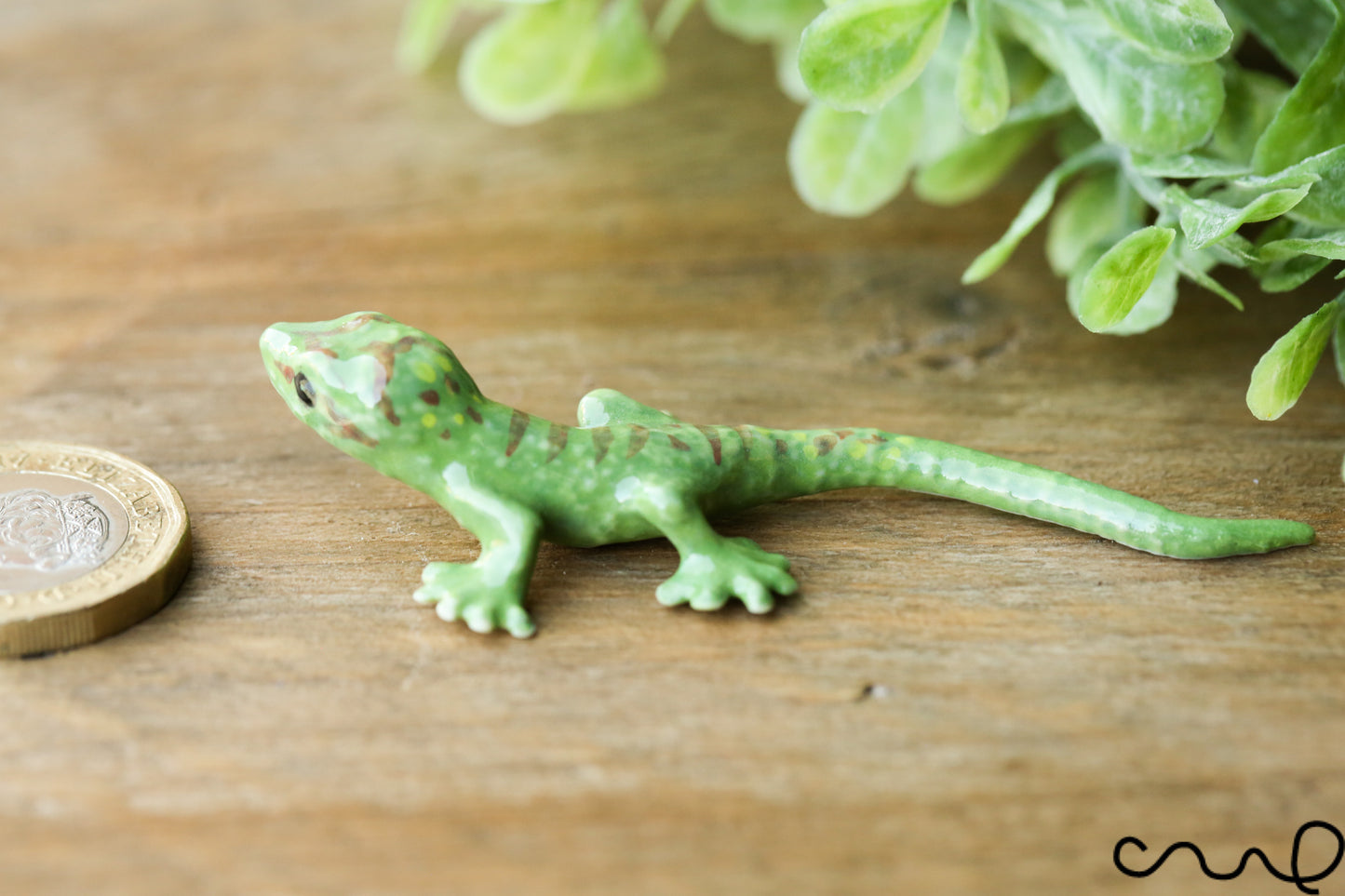 Handmade Green Ceramic Lizard Figurine: Pottery Gecko Ornament