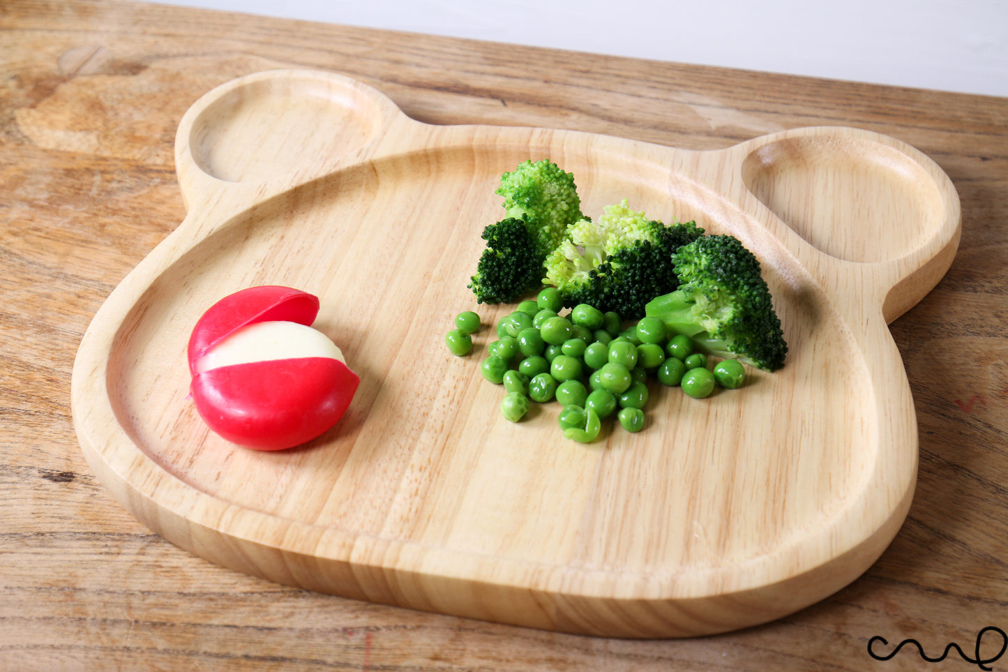 Handmade Wooden Bear Plate: Rubberwood Serving Tray